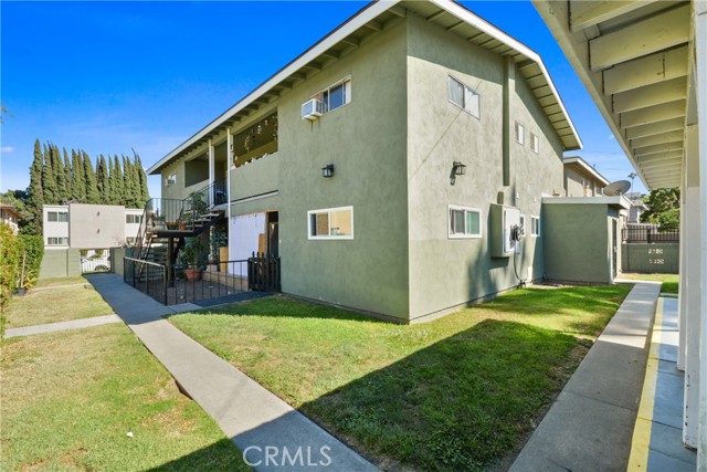 Detail Gallery Image 4 of 9 For 1301 Burwood, La Habra,  CA 90631 - – Beds | – Baths