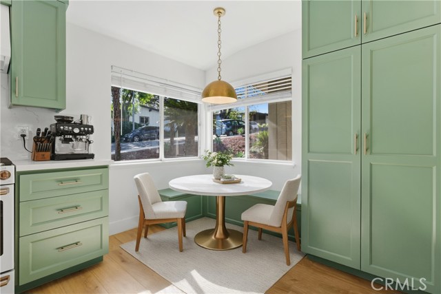 Detail Gallery Image 16 of 38 For 5618 Wilhelmina Ave, Woodland Hills,  CA 91367 - 3 Beds | 2/1 Baths