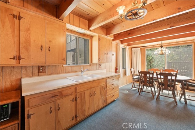 769 Lowe Drive, Big Bear Lake, CA 92315