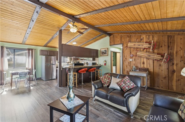 Detail Gallery Image 6 of 32 For 44667 Barton, Sugarloaf,  CA 92386 - 2 Beds | 2 Baths