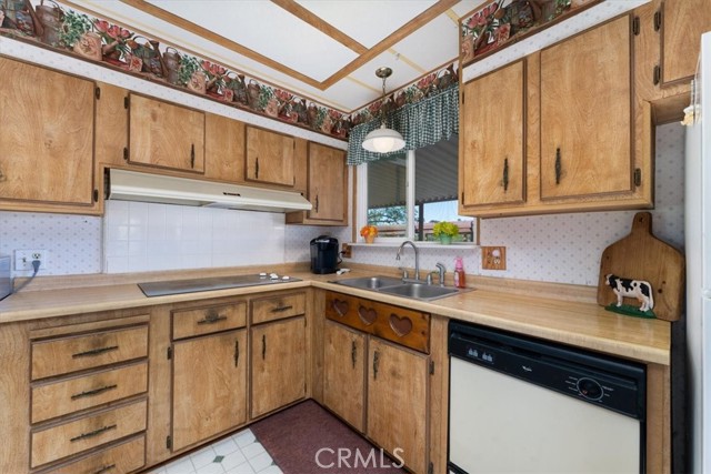 Detail Gallery Image 10 of 59 For 11987 Craig Ave, Red Bluff,  CA 96080 - 2 Beds | 2 Baths