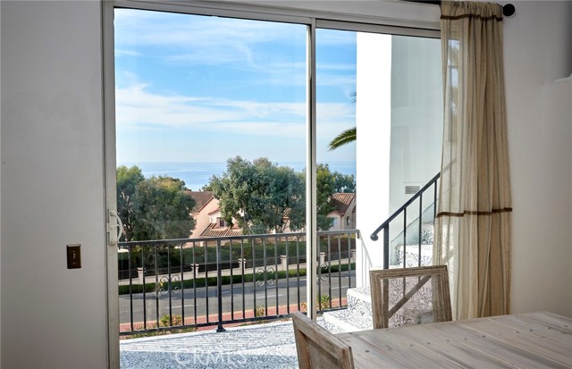 7080 Via Del Mar, Rancho Palos Verdes CA: https://media.crmls.org/medias/70457274-990b-45da-bd2e-e274e3200ac5.jpg