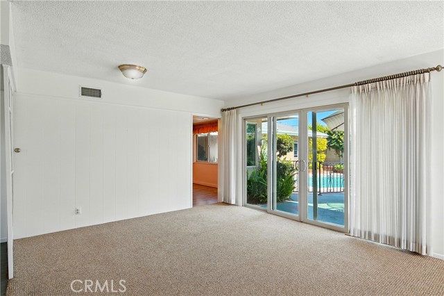 9331 Mikinda Avenue, La Habra CA: https://media.crmls.org/medias/70458ec4-3ae2-49fc-9697-5e7c245e2ab6.jpg