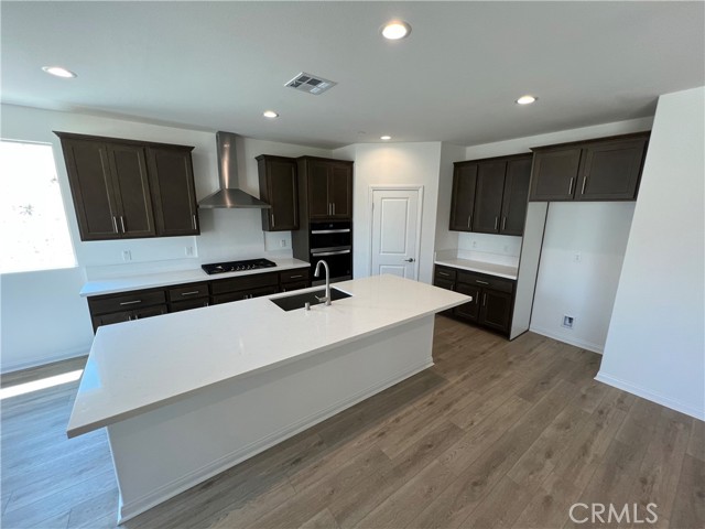 Detail Gallery Image 6 of 29 For 4130 Pioneer Ln, Lake Elsinore,  CA 92530 - 4 Beds | 3 Baths