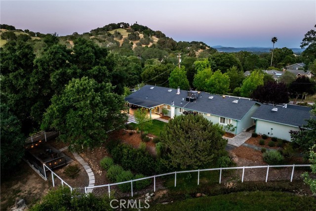 Detail Gallery Image 4 of 38 For 6975 San Gabriel, Atascadero,  CA 93422 - 4 Beds | 2 Baths