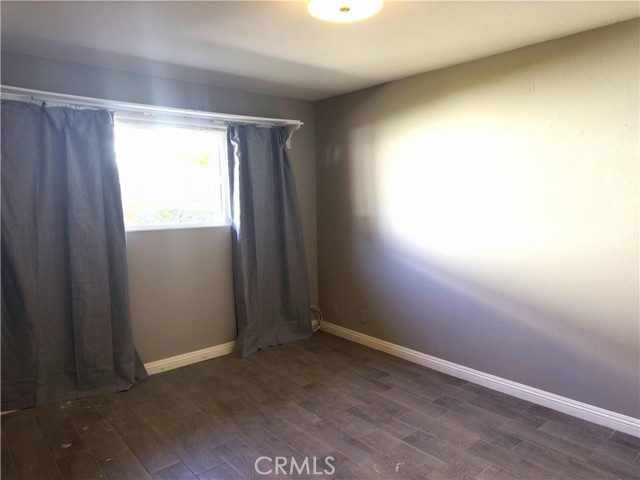 Detail Gallery Image 12 of 16 For 2406 Angela #1,  Pomona,  CA 91766 - 3 Beds | 2 Baths