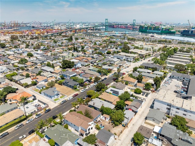 373 W Santa Cruz Street, San Pedro CA: https://media.crmls.org/medias/7047a93b-e025-492b-b088-a8b66999d4a4.jpg