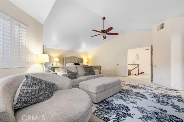3866 Hunter Crest Court, Moorpark CA: https://media.crmls.org/medias/704811f4-63b5-4f46-b52c-3e1865cbe836.jpg