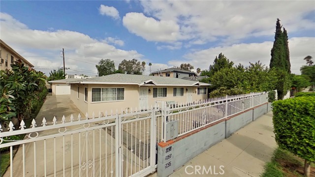 5633 Denny photo 37