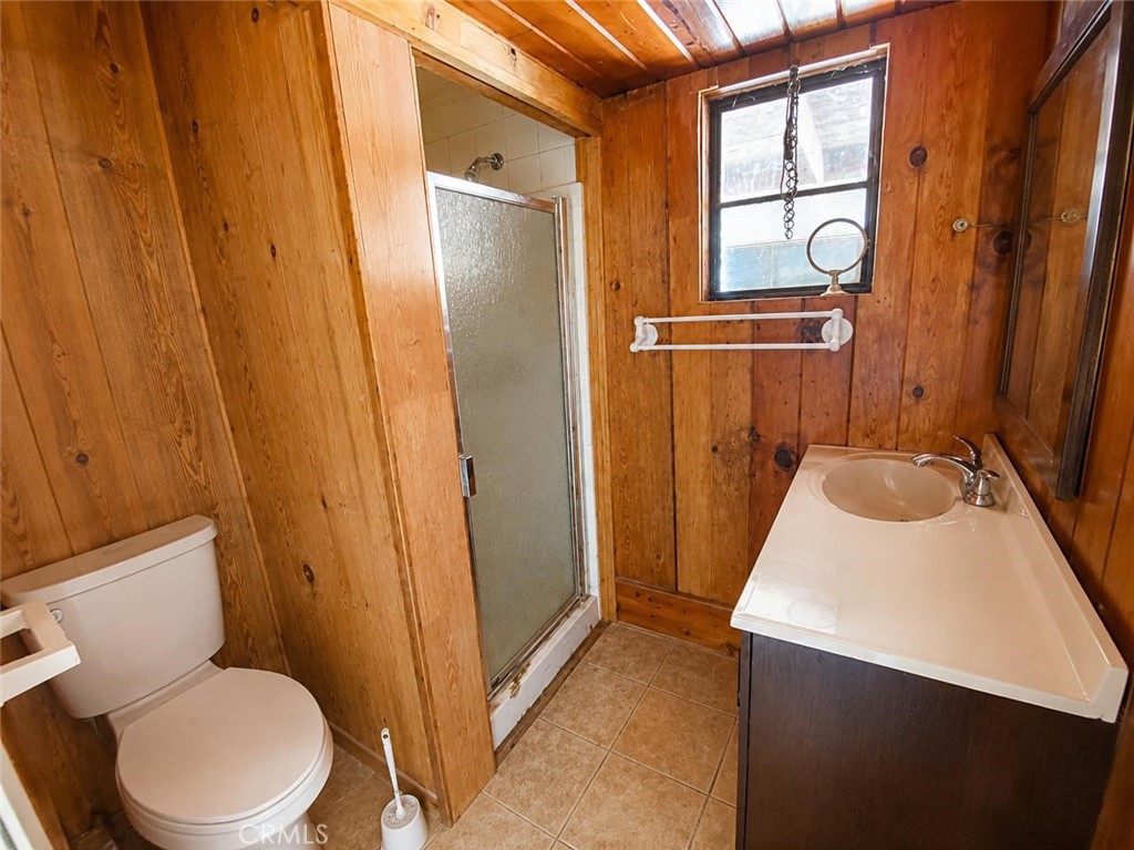 https://media.crmls.org/medias/70487d02-df24-43cd-ad94-05a268089df5.jpg?preset=X-Large