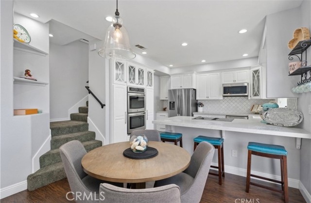 Detail Gallery Image 3 of 15 For 7805 Garfield, Huntington Beach,  CA 92648 - 4 Beds | 2/1 Baths