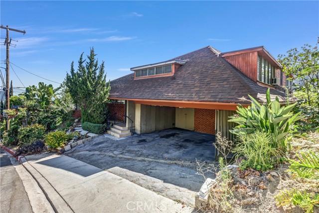 3868 Scadlock Lane, Sherman Oaks CA: https://media.crmls.org/medias/70495fda-7e0f-47e2-bc67-16d5f52149c4.jpg