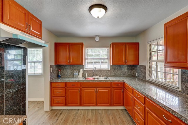 2804 Serrano Road, San Bernardino CA: https://media.crmls.org/medias/704a96a4-0528-494c-b09c-a3abd48d2dde.jpg