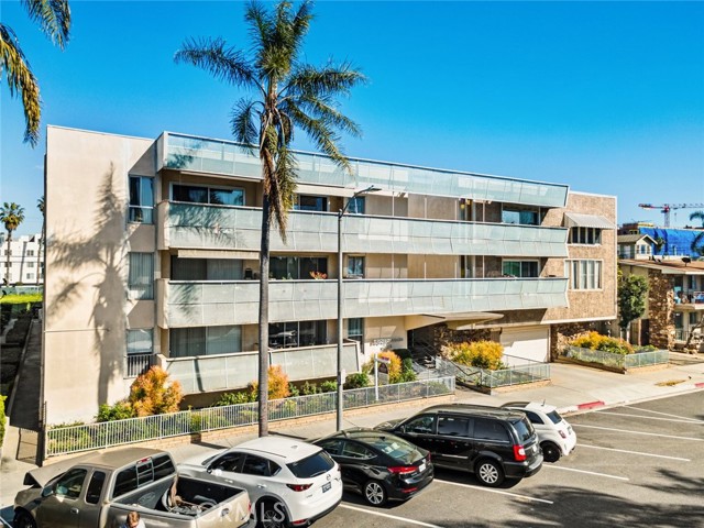 528 Cedar Avenue, #3A, Long Beach, CA 90802 Listing Photo  1