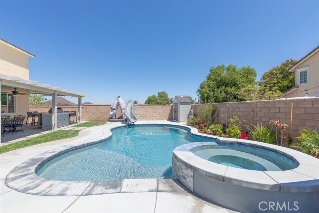32762 Forgecroft Street, Menifee CA: https://media.crmls.org/medias/704ada2d-1eff-4309-8387-0671d63eef58.jpg