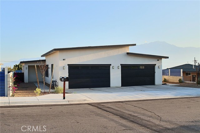 Detail Gallery Image 1 of 32 For 66975 3rd St, Desert Hot Springs,  CA 92240 - – Beds | – Baths