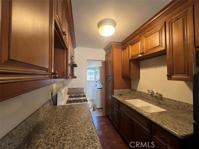 6720 Comet Street, Los Angeles CA: https://media.crmls.org/medias/704c32bb-c1c0-4c66-b989-37aaeb938aef.jpg