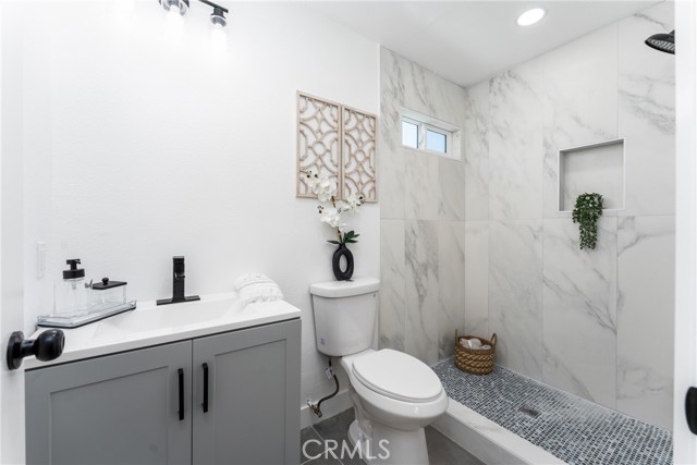 4503 N Glenvina Avenue, Covina CA: https://media.crmls.org/medias/704d58b5-8a21-48a7-b923-f82f15dec44c.jpg