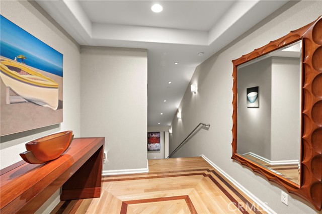 Detail Gallery Image 4 of 38 For 1603 S Coast Hwy #F,  Laguna Beach,  CA 92651 - 3 Beds | 2/1 Baths