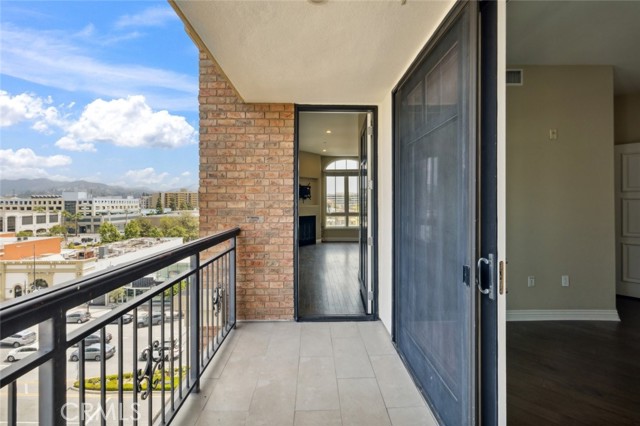 Detail Gallery Image 21 of 71 For 619 Caruso Ave, Glendale,  CA 91210 - 2 Beds | 3 Baths