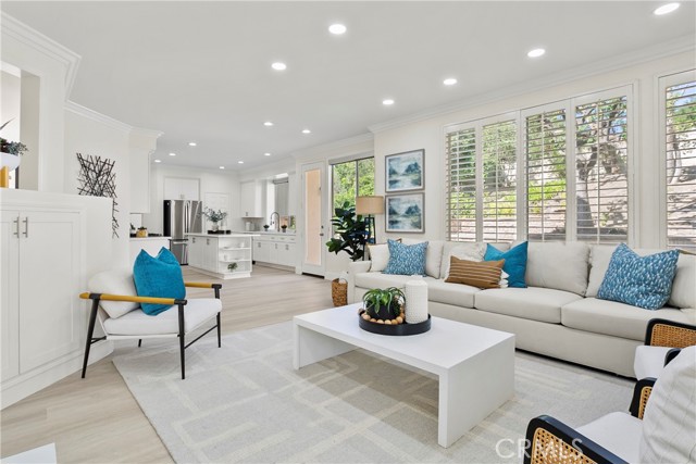 12 Coastal Oak Lane, Coto de Caza CA: https://media.crmls.org/medias/704ece23-d8eb-4eb0-8199-71fa22a27a50.jpg