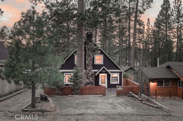 Detail Gallery Image 4 of 50 For 332 Vista, Big Bear Lake,  CA 92315 - 3 Beds | 2 Baths