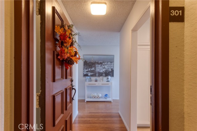 Detail Gallery Image 1 of 28 For 4170 Elm Ave #301,  Long Beach,  CA 90807 - 2 Beds | 2 Baths