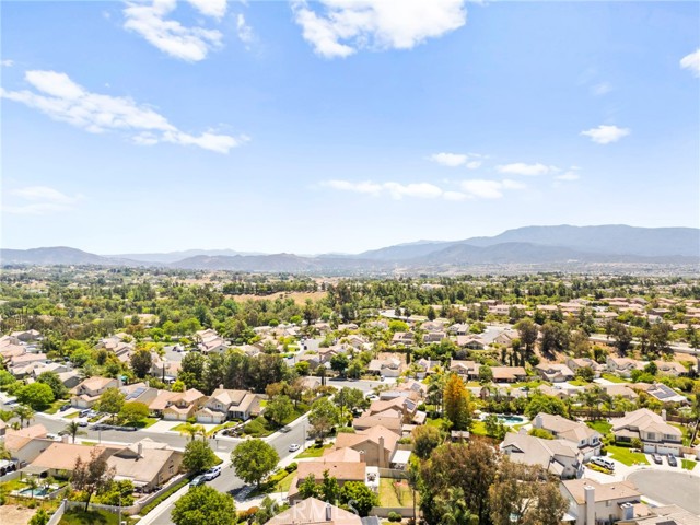 32211 Camino Nunez, Temecula CA: https://media.crmls.org/medias/704f3987-7a1d-4a69-97cf-d39ec346ec13.jpg