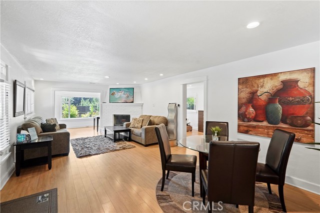 Detail Gallery Image 11 of 18 For 11751 Hortense St, Valley Village,  CA 91607 - 3 Beds | 3/1 Baths