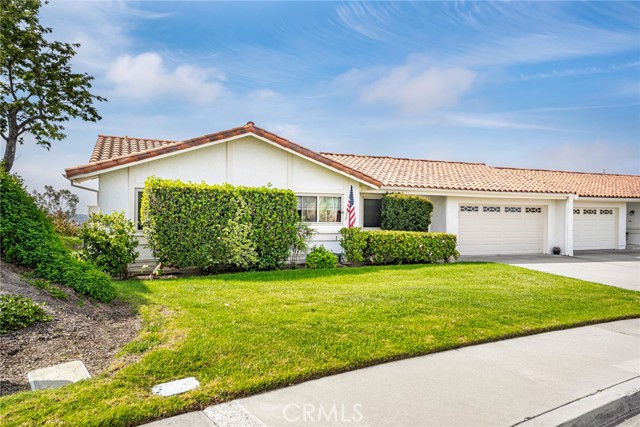 Detail Gallery Image 3 of 56 For 28062 Calle Casal, Mission Viejo,  CA 92692 - 2 Beds | 2 Baths