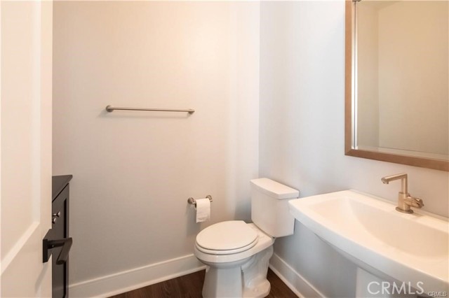 Detail Gallery Image 4 of 28 For 3827 Laurita Ave, Pasadena,  CA 91107 - 5 Beds | 5 Baths