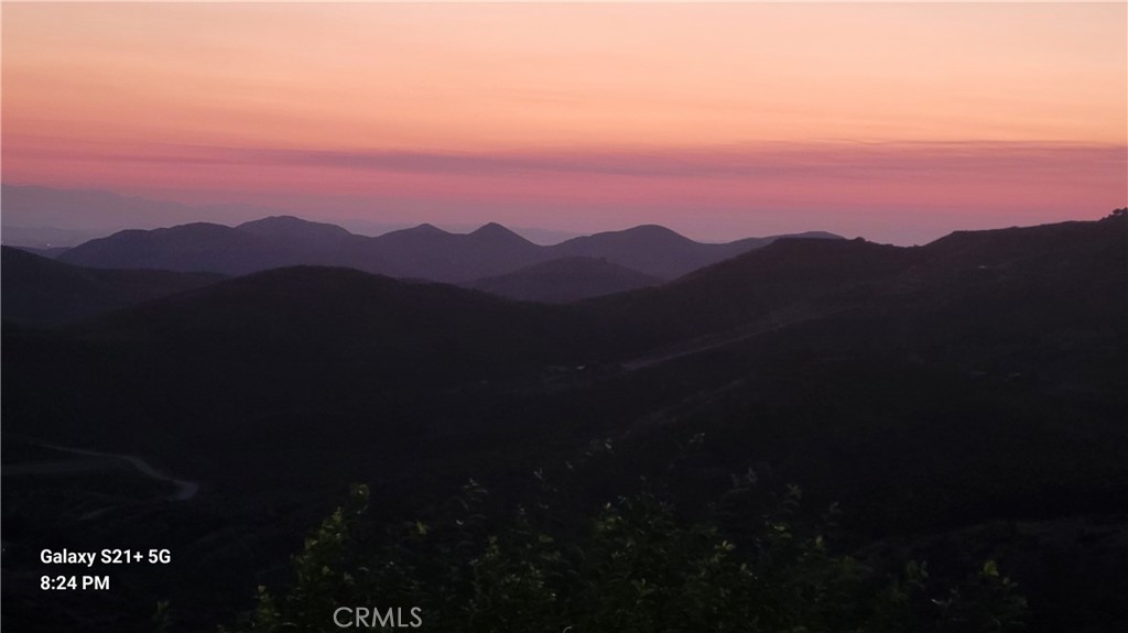 https://media.crmls.org/medias/70521d6e-5f96-4f5b-9928-305f591e430a.jpg?preset=X-Large