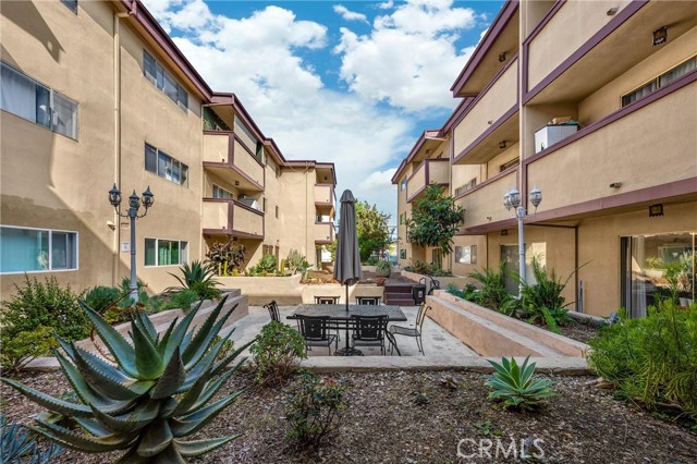 Detail Gallery Image 11 of 21 For 330 N Jackson #314,  Glendale,  CA 91206 - 0 Beds | 1 Baths