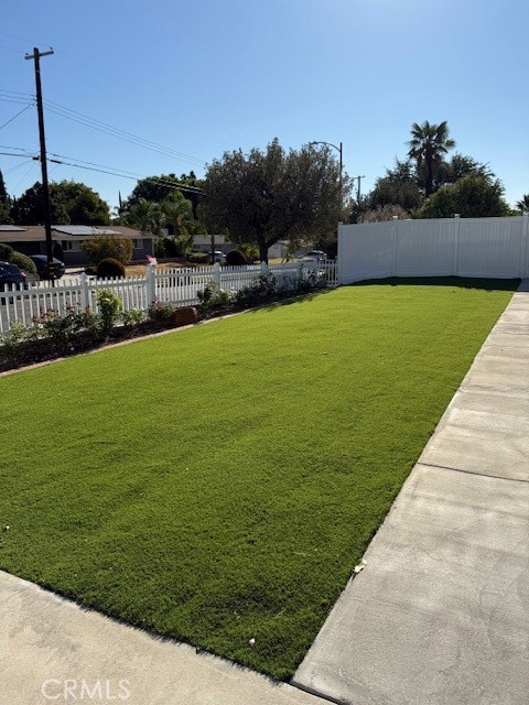 Detail Gallery Image 39 of 48 For 12461 El Oro Way, Granada Hills,  CA 91344 - 4 Beds | 2 Baths