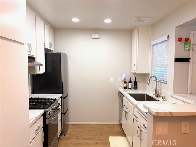 Front Image Thumbnail for CRSR26085912