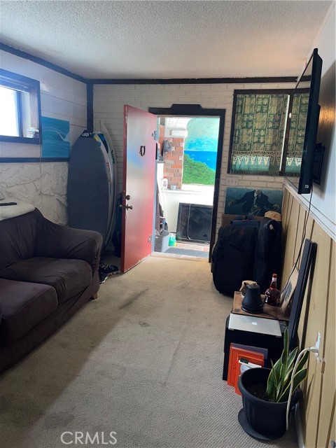 227 44th Street, Manhattan Beach, California 90266, 6 Bedrooms Bedrooms, ,3 BathroomsBathrooms,Residential,Sold,44th,SB23092091