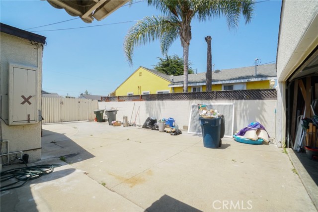 Detail Gallery Image 5 of 8 For 1305 W 159th St, Gardena,  CA 90247 - 3 Beds | 2 Baths