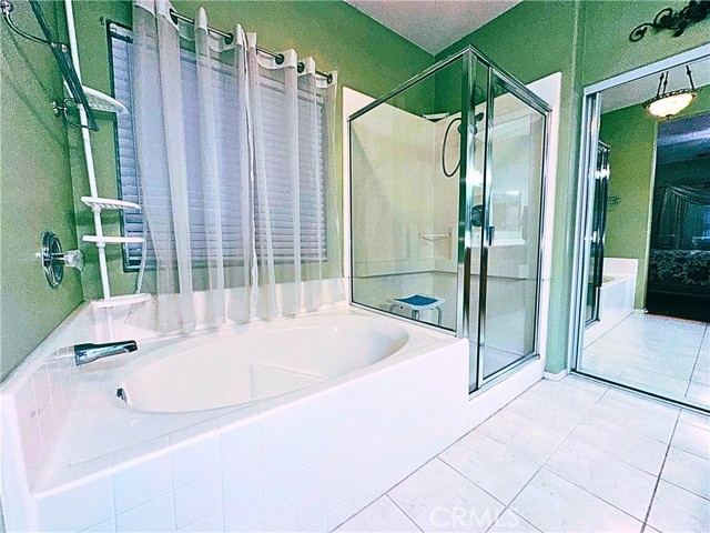 11834 Dellwood, Victorville CA: https://media.crmls.org/medias/70558cd8-7ea9-402f-a8e8-9a3b94f2be8f.jpg