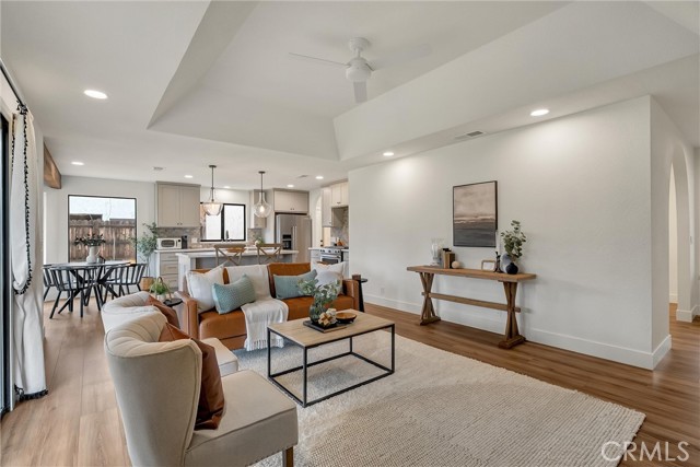 Detail Gallery Image 14 of 68 For 940 Dias, Chico,  CA 95926 - 4 Beds | 2 Baths