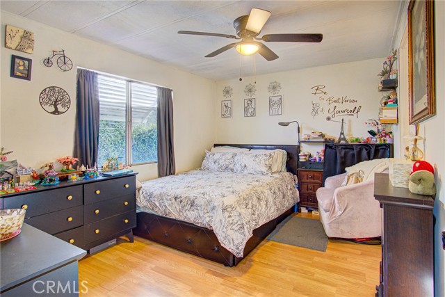 19127 PIONEER Boulevard, Artesia CA: https://media.crmls.org/medias/7055e79e-85ac-46bb-8bf5-00c304615e82.jpg