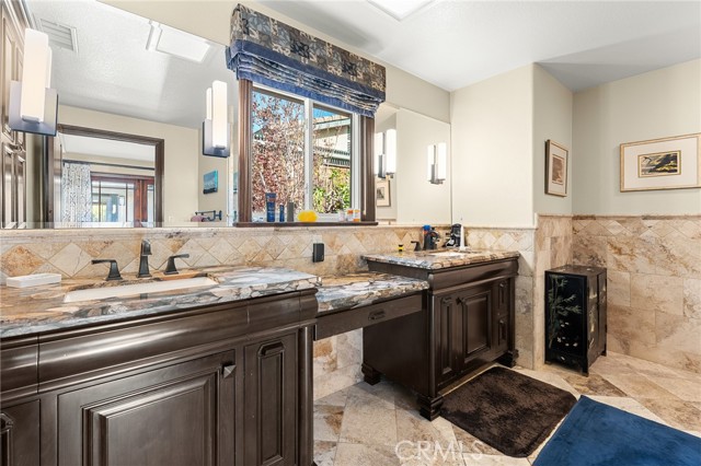 1632 Country Club Drive, Redlands CA: https://media.crmls.org/medias/7055f0bc-7eeb-4fef-9d83-57dff01408bf.jpg