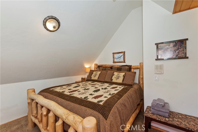 Detail Gallery Image 39 of 74 For 42402 Golden Oak Rd, Big Bear Lake,  CA 92315 - 4 Beds | 4/1 Baths