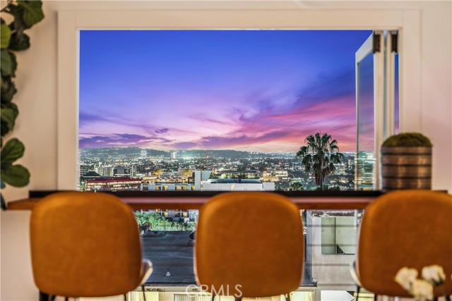 1264 Ozeta Terrace, West Hollywood CA: https://media.crmls.org/medias/70579d47-2ce6-4204-be65-b117fc3c040a.jpg