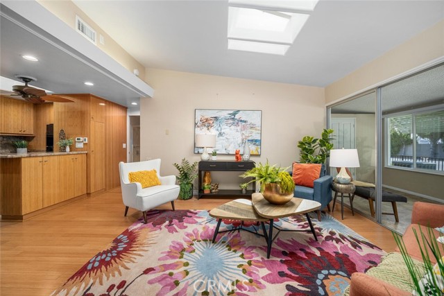 Detail Gallery Image 10 of 29 For 13520 El Dorado Dr 50b,  Seal Beach,  CA 90740 - 2 Beds | 1 Baths