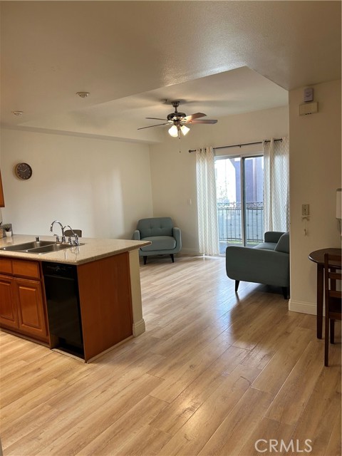 Detail Gallery Image 2 of 8 For 17888 Alburtis Ave #B117,  Artesia,  CA 90701 - 2 Beds | 2 Baths