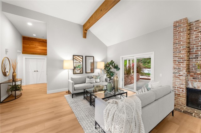 Detail Gallery Image 4 of 65 For 616 S Andover Dr, Anaheim,  CA 92807 - 4 Beds | 3/1 Baths