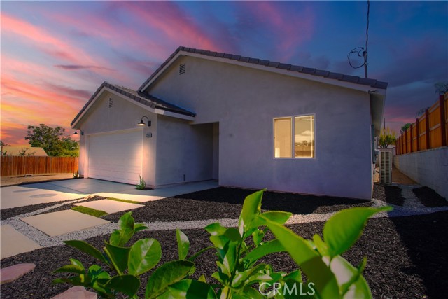 33140 Hill, Lake Elsinore CA: https://media.crmls.org/medias/70596902-44c2-49ba-b851-735bf3dc031f.jpg