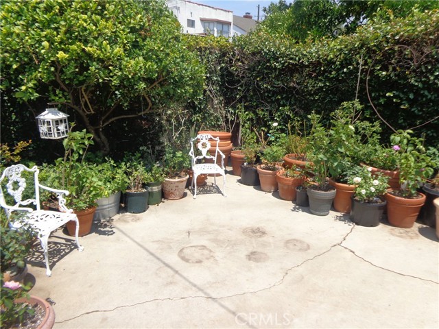Detail Gallery Image 51 of 69 For 3855 York Bld, Los Angeles,  CA 90065 - 3 Beds | 2 Baths