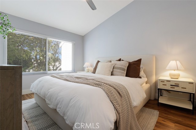 Detail Gallery Image 15 of 23 For 390 Deerfield, Irvine,  CA 92606 - 2 Beds | 1/1 Baths