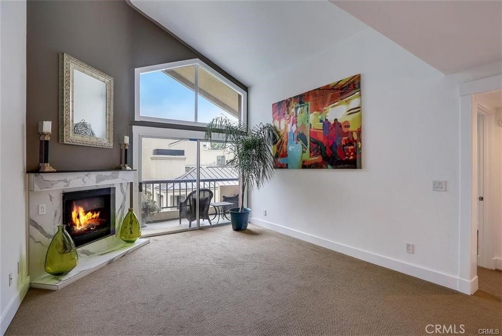 5540 Owensmouth Avenue #316